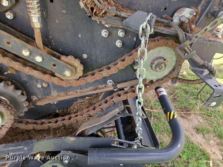 image for item DE2182 2020 Kubota BV4580 round baler