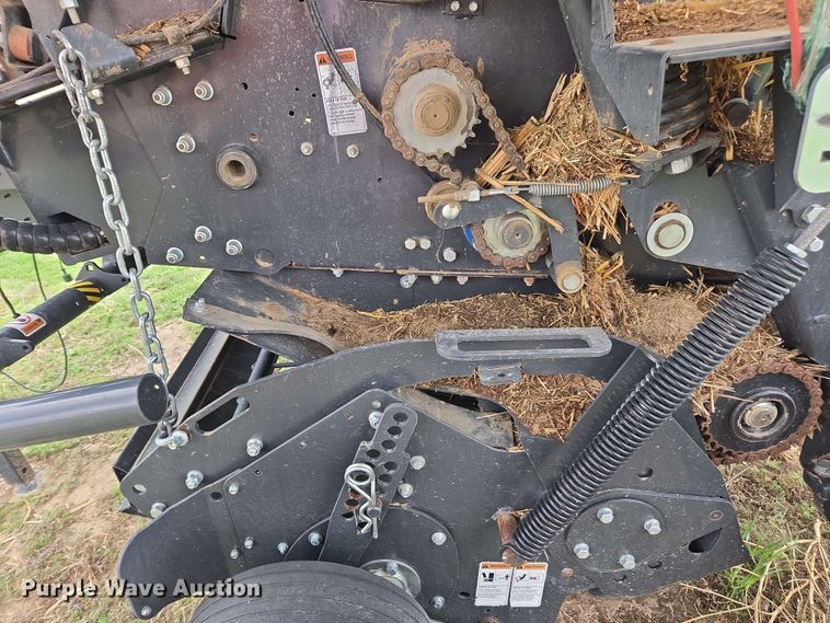 image for item DE2182 2020 Kubota BV4580 round baler