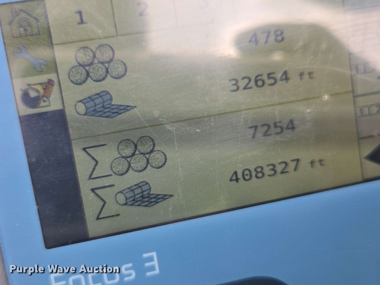 image for item DE2182 2020 Kubota BV4580 round baler