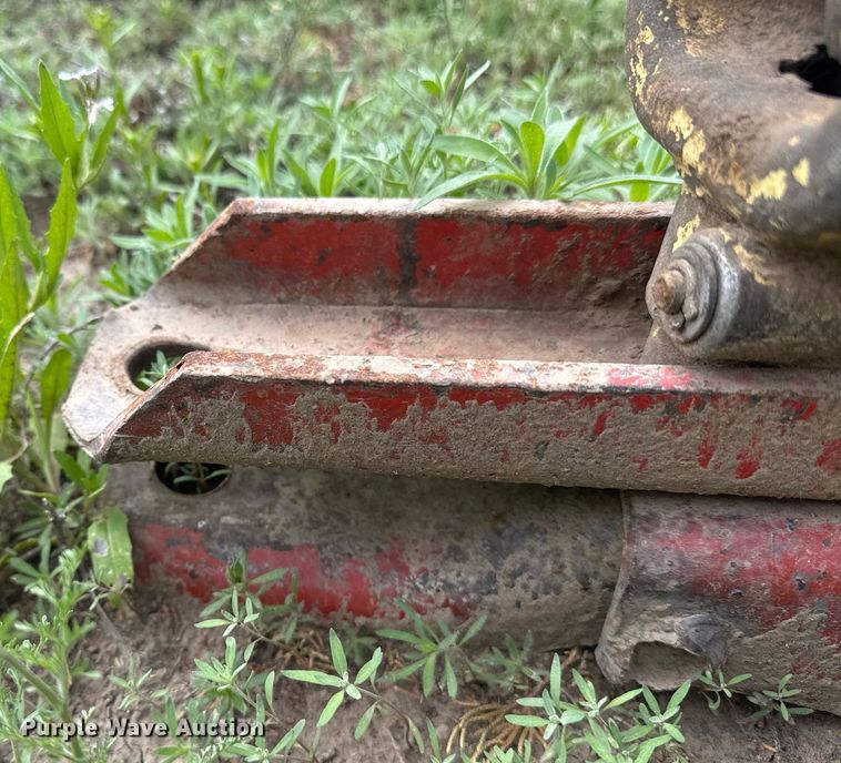 image for item DE2184 Gehl 120 feed mixer