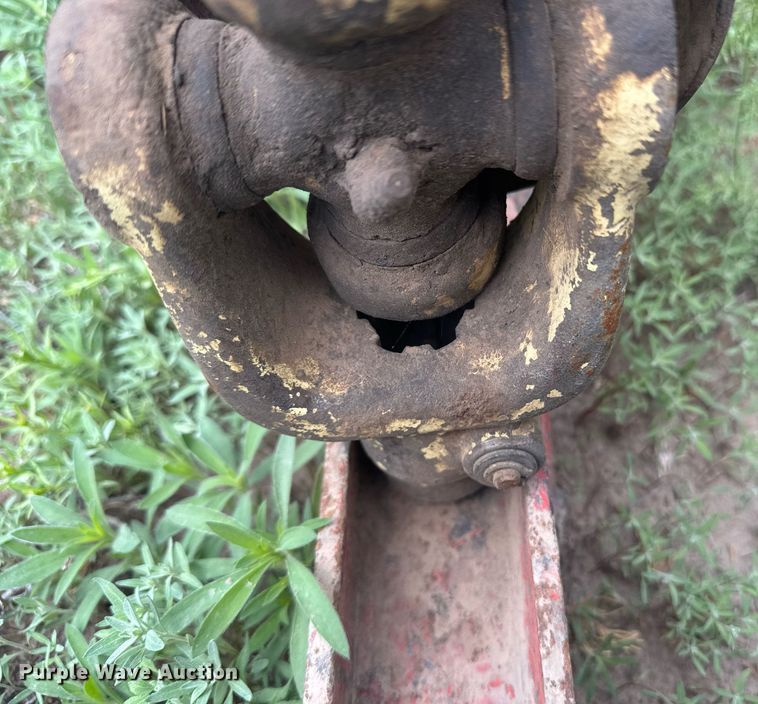 image for item DE2184 Gehl 120 feed mixer