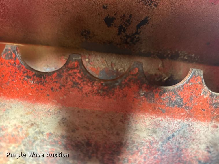 image for item DE2184 Gehl 120 feed mixer