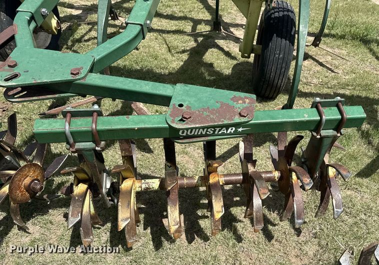 image for item DE2185 Quinstar Fallow-Master field cultivator