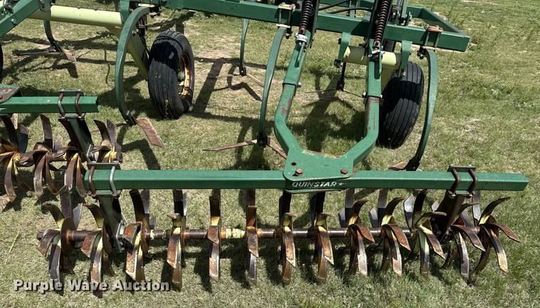image for item DE2185 Quinstar Fallow-Master field cultivator