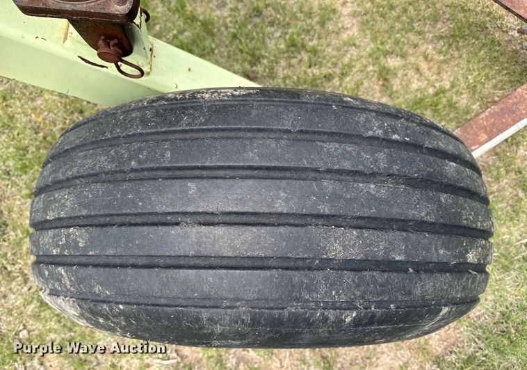 image for item DE2185 Quinstar Fallow-Master field cultivator