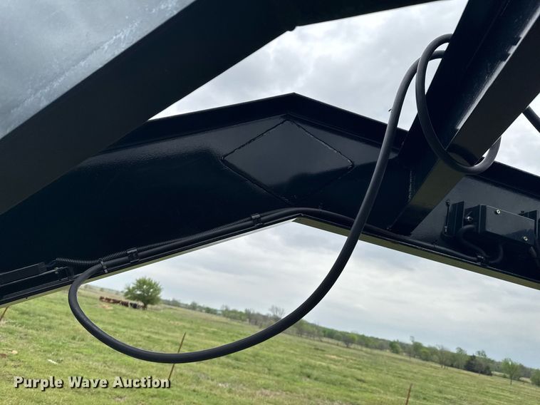 image for item DO0896 Rancho Viejo HRM240 hay bale trailer