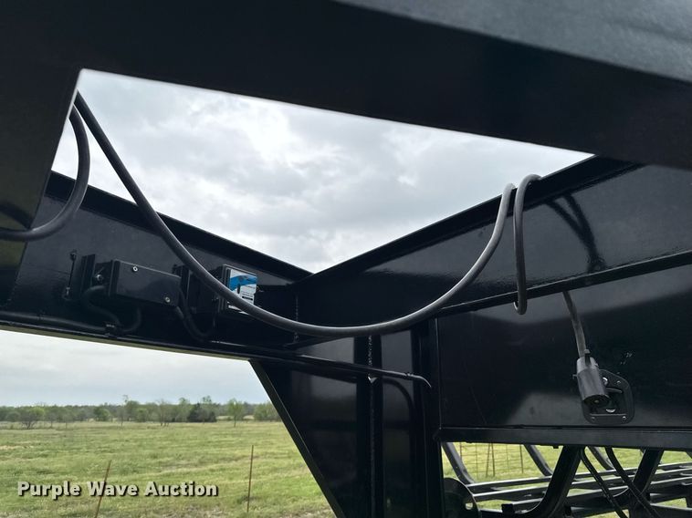 image for item DO0896 Rancho Viejo HRM240 hay bale trailer