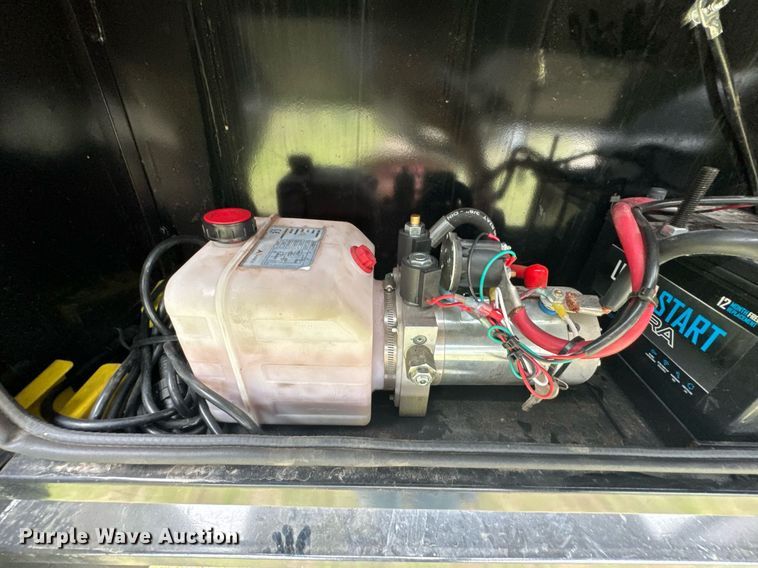 image for item DO0896 Rancho Viejo HRM240 hay bale trailer