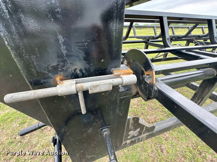 image for item DO0896 Rancho Viejo HRM240 hay bale trailer