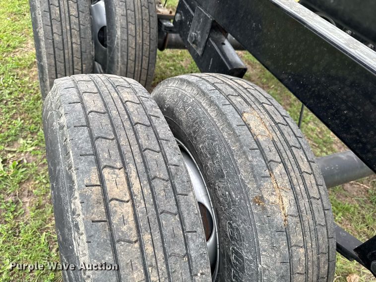 image for item DO0896 Rancho Viejo HRM240 hay bale trailer