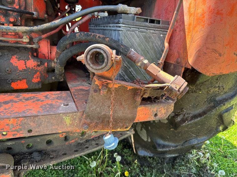 image for item DO0935 1963 Case 930 Comfort King tractor