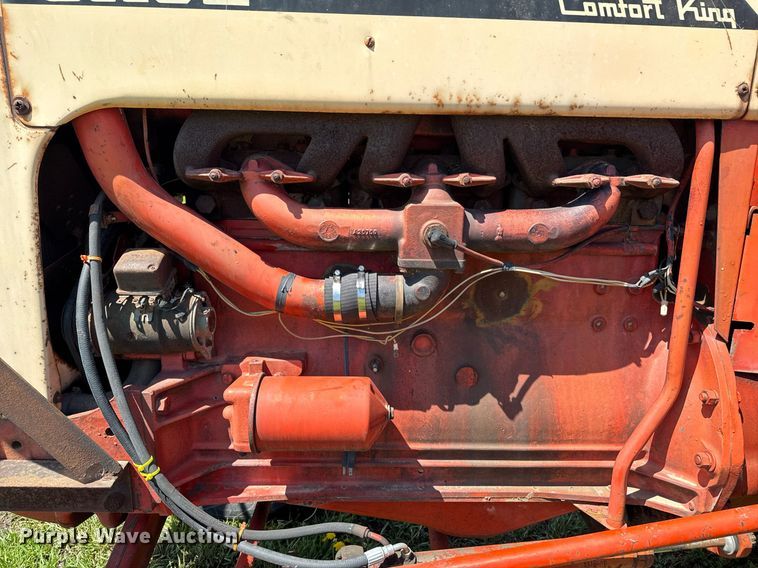 image for item DO0935 1963 Case 930 Comfort King tractor