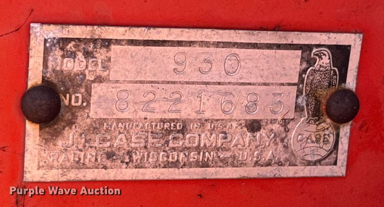 image for item DO0935 1963 Case 930 Comfort King tractor