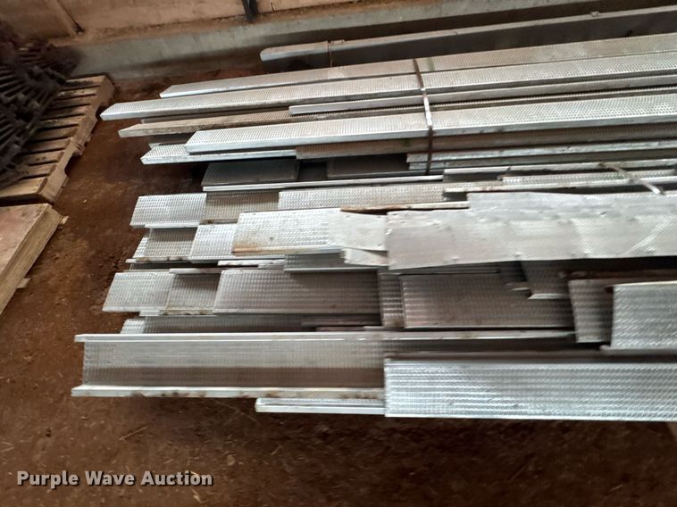 image for item DO0970 Grain bin floor