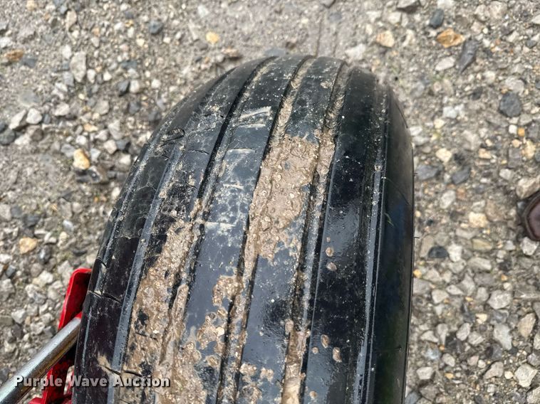 image for item DO0991 2002 New Holland 1431 Discbine disc mower