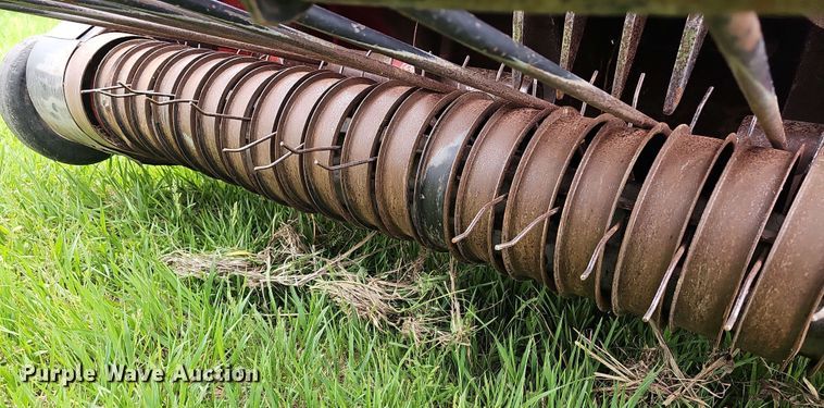 image for item DO7930 1988 Case IH 8530A12 small square baler