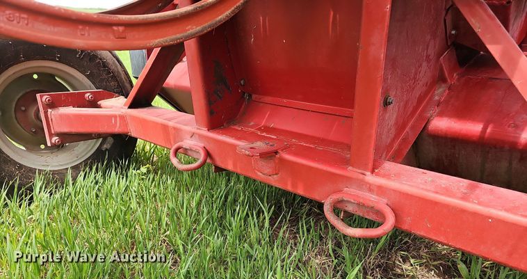 image for item DO7930 1988 Case IH 8530A12 small square baler