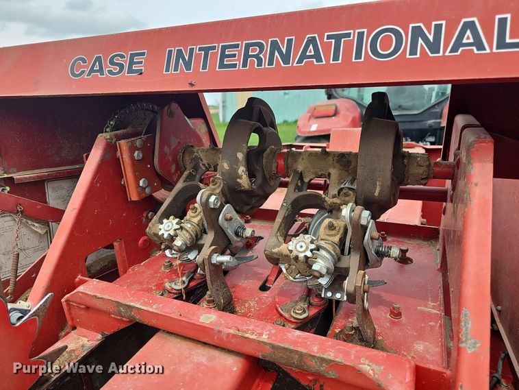 image for item DO7930 1988 Case IH 8530A12 small square baler