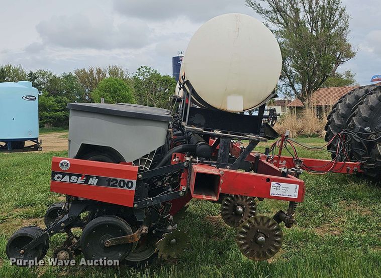 image for item DO7946 Case IH 1200 no-till planter