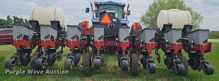 image for item DO7946 Case IH 1200 no-till planter