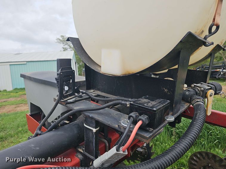 image for item DO7946 Case IH 1200 no-till planter