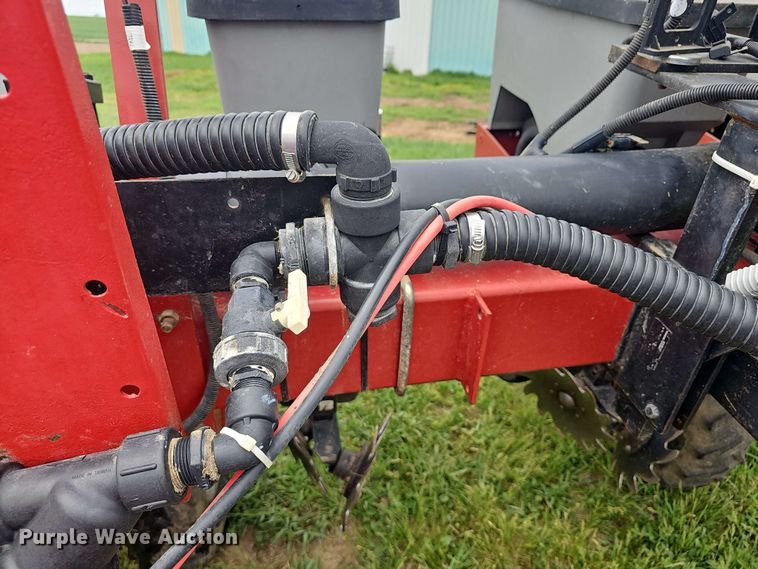 image for item DO7946 Case IH 1200 no-till planter