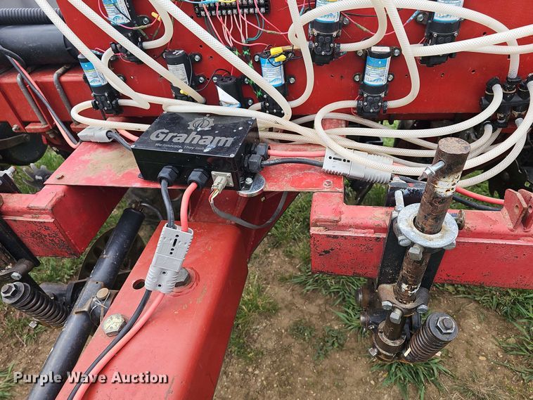 image for item DO7946 Case IH 1200 no-till planter