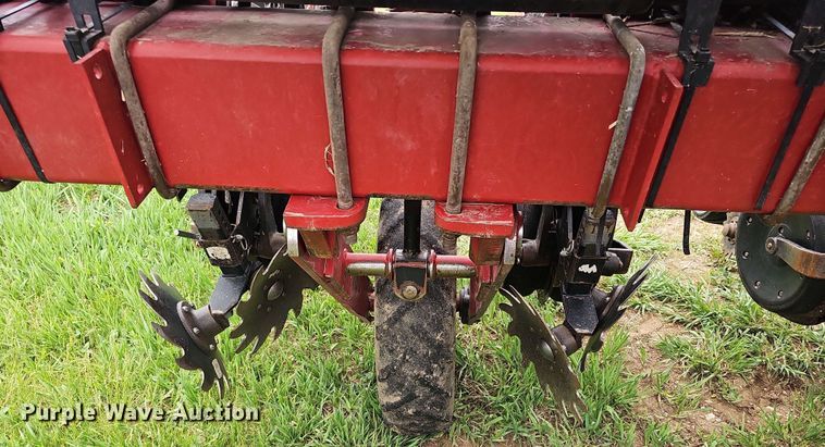 image for item DO7946 Case IH 1200 no-till planter