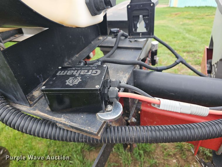 image for item DO7946 Case IH 1200 no-till planter