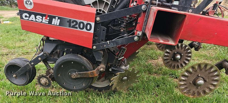 image for item DO7946 Case IH 1200 no-till planter