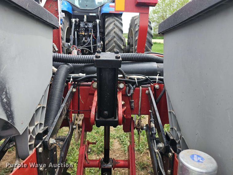 image for item DO7946 Case IH 1200 no-till planter