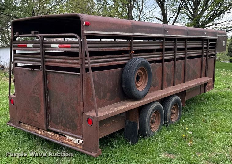 image for item DS4274 1979 Coose livestock trailer