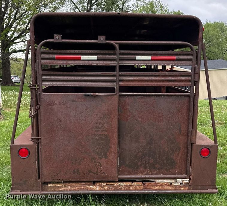 image for item DS4274 1979 Coose livestock trailer