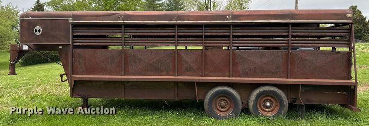 image for item DS4274 1979 Coose livestock trailer