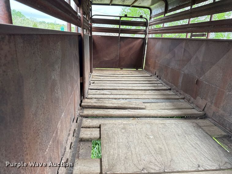 image for item DS4274 1979 Coose livestock trailer