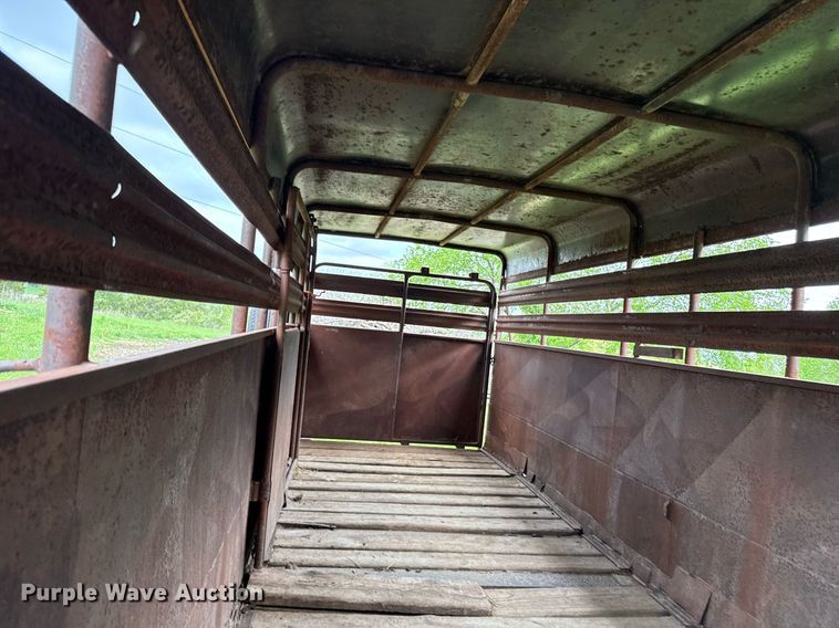 image for item DS4274 1979 Coose livestock trailer