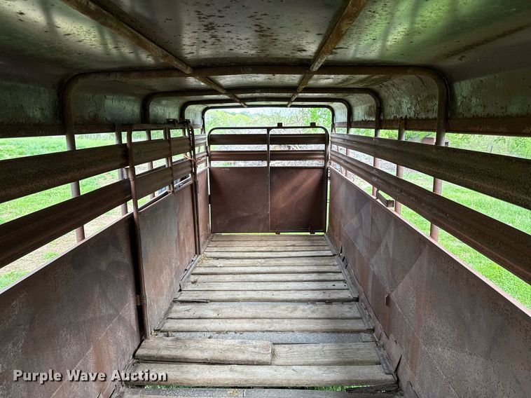 image for item DS4274 1979 Coose livestock trailer