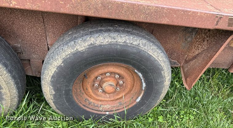 image for item DS4274 1979 Coose livestock trailer