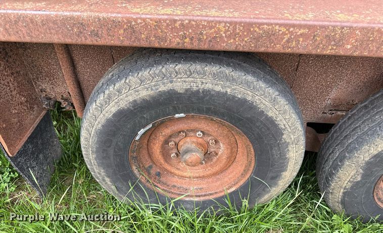 image for item DS4274 1979 Coose livestock trailer