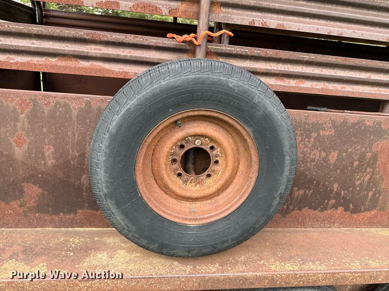 image for item DS4274 1979 Coose livestock trailer
