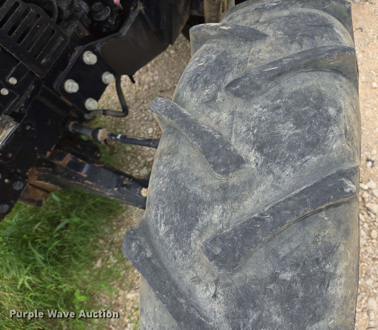 image for item DT4843 Mahindra 6075 PST MFWD tractor