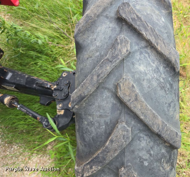 image for item DT4843 Mahindra 6075 PST MFWD tractor