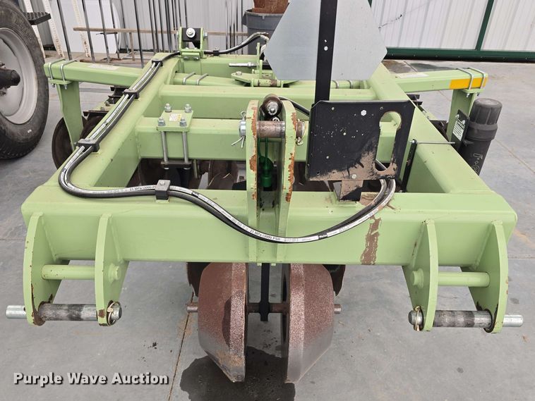 image for item DT6828 Orthman 369202 pivot track tiller