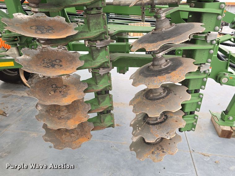 image for item DT6829 2021 Amazone Ceus 6000-2TX mulch finisher