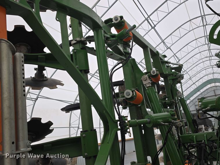 image for item DT6829 2021 Amazone Ceus 6000-2TX mulch finisher