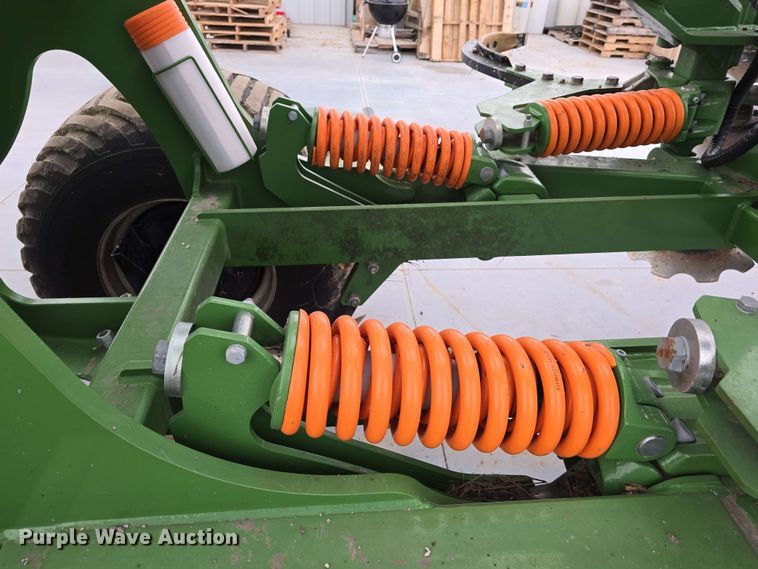 image for item DT6829 2021 Amazone Ceus 6000-2TX mulch finisher