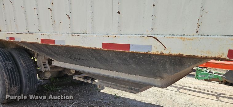 image for item DT7746 2007 Whit 40207 grain trailer