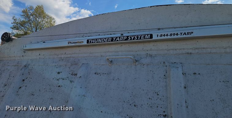 image for item DT7746 2007 Whit 40207 grain trailer