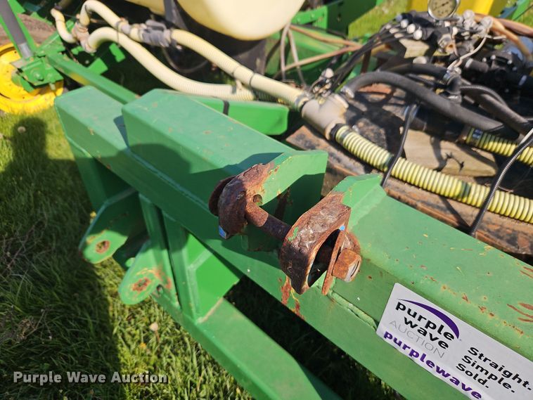 image for item DT7747 John Deere planter