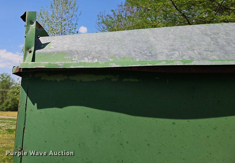 image for item DT7748 Parker J2500 gravity wagon